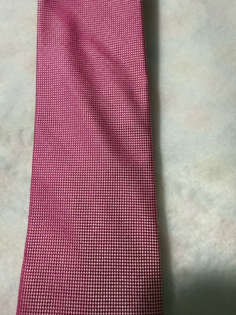 Calvin Klein Pink Textured Silk Tie | Classic Slim Business Formal Tie